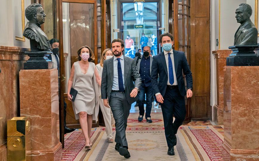 Pablo Casado y Teodoro García en el Congreso.