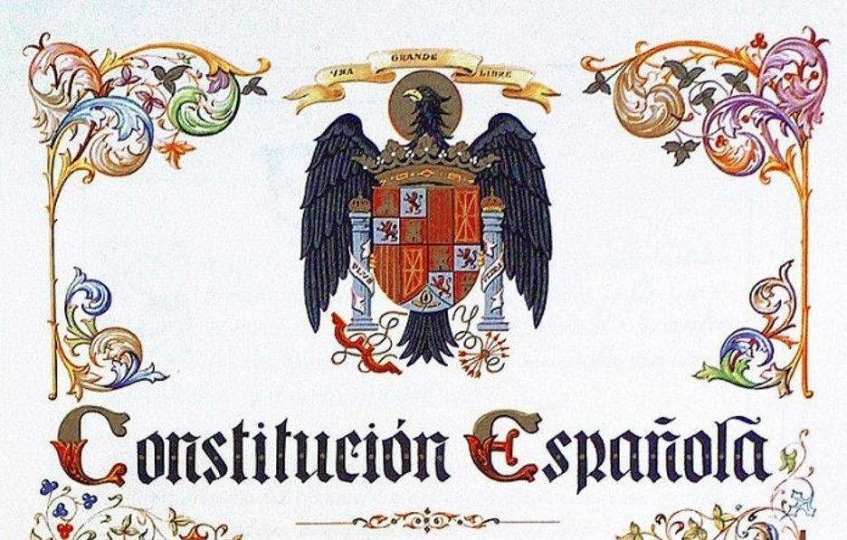 Constitucion y el Pollo