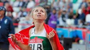 La atleta Krystsina Tsimanouskaya huye ya de los horrores de Bielorrusia desde los Juegos Olímpicos de Tokio