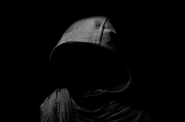 Hechos inhumanos: Realidades Deshumanizantes