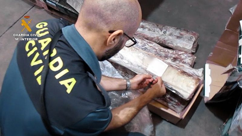 Condenados dos ertzainas a prisión por tráfico de cocaína. Guardia Civil en foto de archivo
