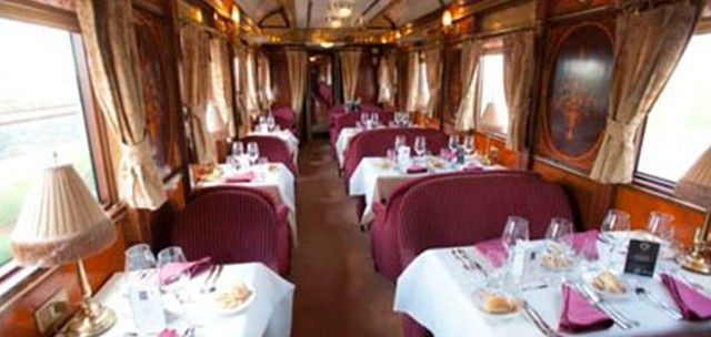 Tren turístico de Renfe