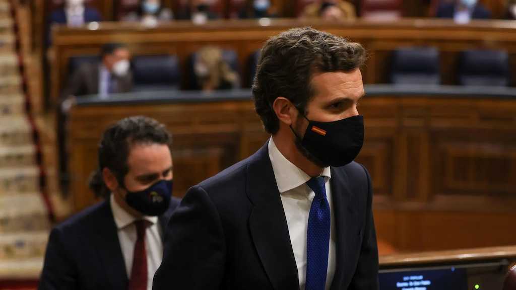 Un momento de la votación en el Parlamento.