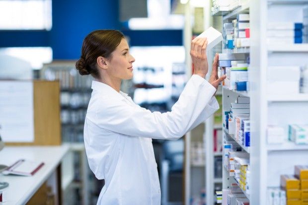 La coordinación en la dispensación de medicamentos del ámbito hospitalario con las farmacias comunitarias ahorra costes
