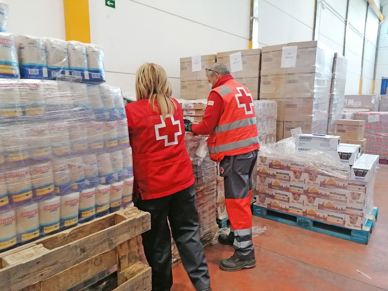 Cruz-Roja-repartirá-más-de-76-millones-de-kilos-de-alimentos-a-lo-largo-del-programa-FEAD-2022