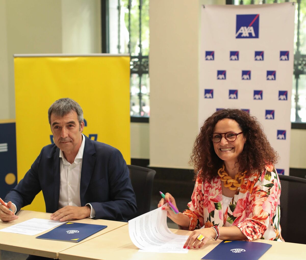 Correos ofrecerá en sus oficinas la posibilidad de contratar seguros de AXA