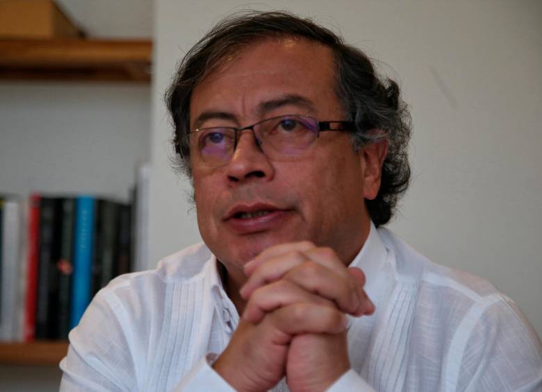 gustavo petro