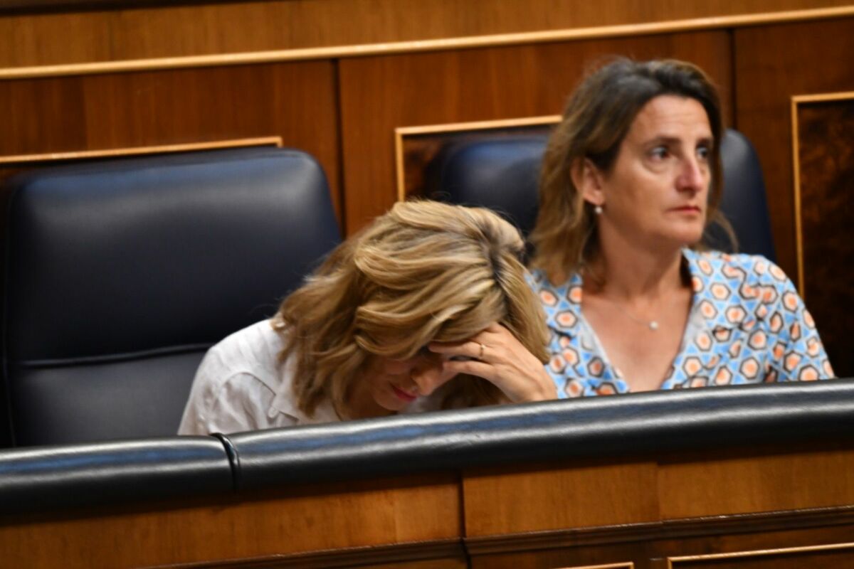 Yolanda Díaz durante la intervención de pedro Sánchez en el debate del Estado de la Nación, Foto Agustín Millán