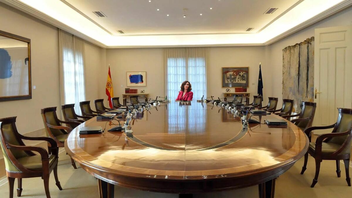 Ayuso Moncloa 02