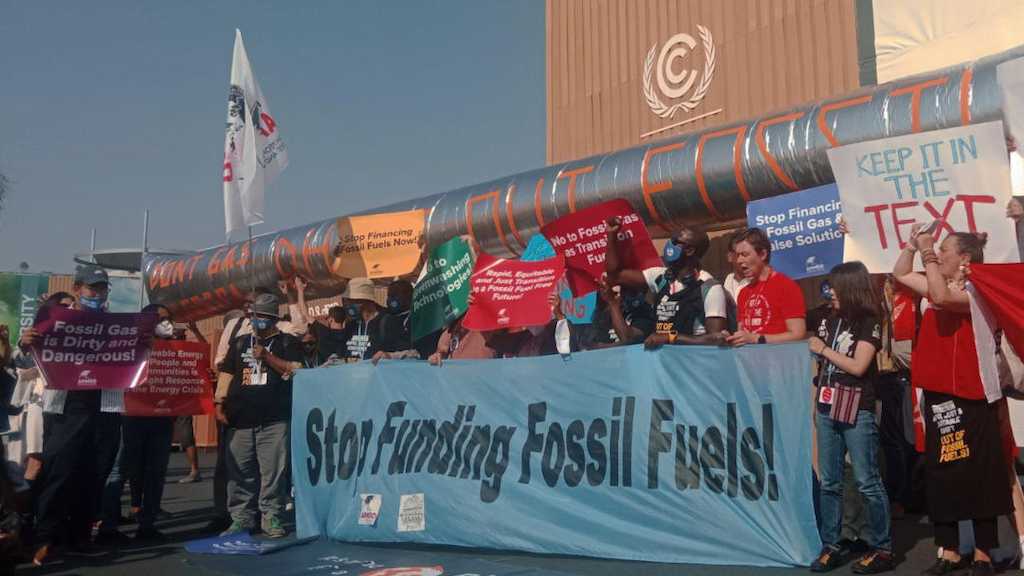 stop-funding-fossil-fuels