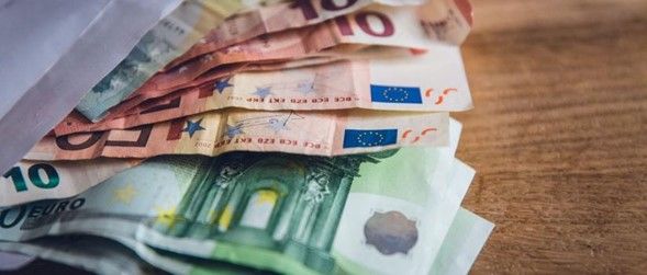 El Banco de España recupera billetes calcinados por los incendios