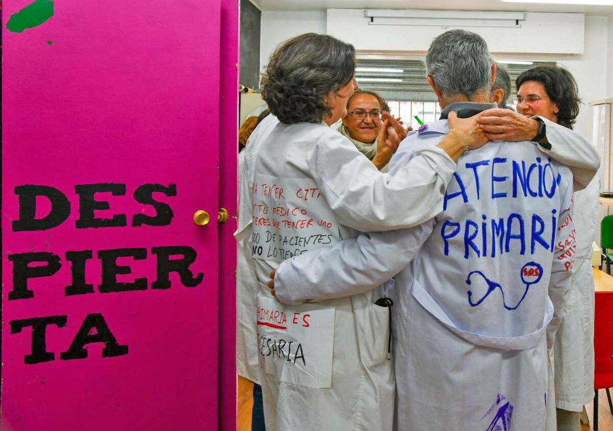 Encierro-en-Manoteras-de-los-médicos-y-pediatras-de-Atención-Primaria,-foto-Agustín-Millán-5