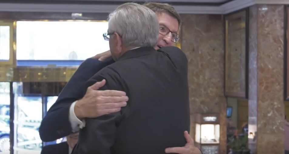 feijoo medina abrazo