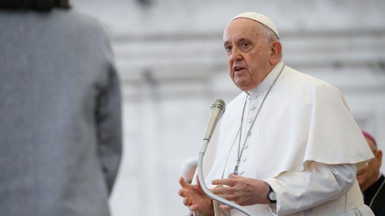 franciso catequesis vaticano