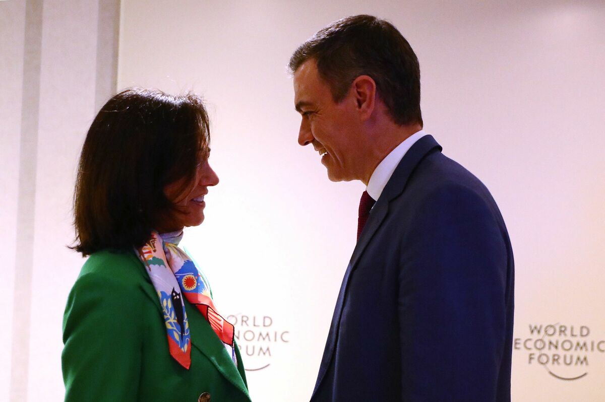 Pedro Sánchez y Ana Patricia Botín, qué miradas | Foto: Flickr Moncloa