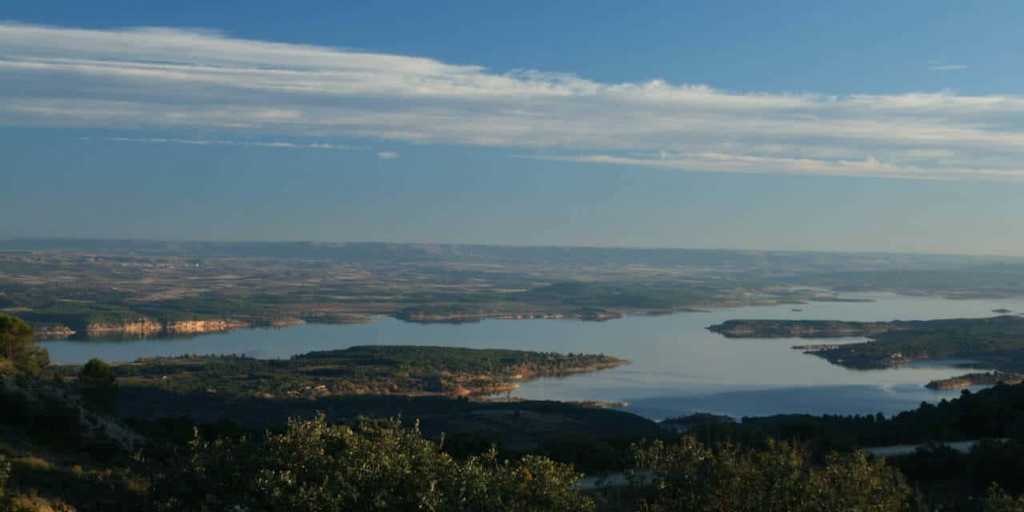 Embalse-de-Buendia-2-1280x640