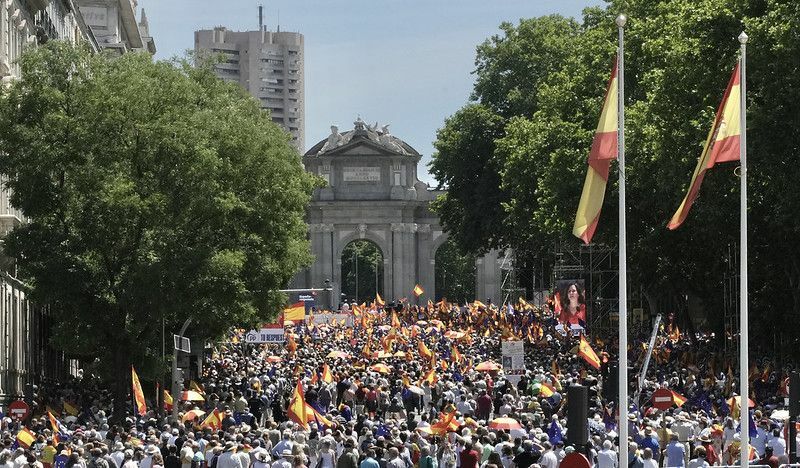 españoles