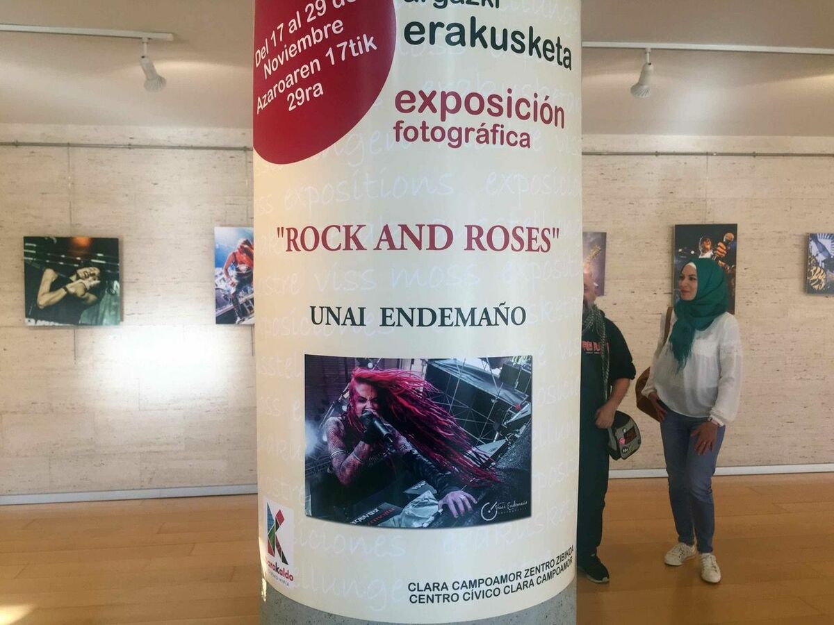 cartel de la exposición rock and roses en Barakaldo