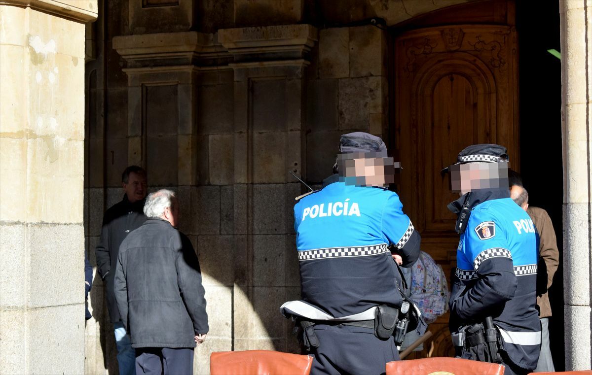 Policía-Local-agentes-Salamanca-Ayuntamiento-Ganemos-caso-presunto-acoso-Luisa-Velasco