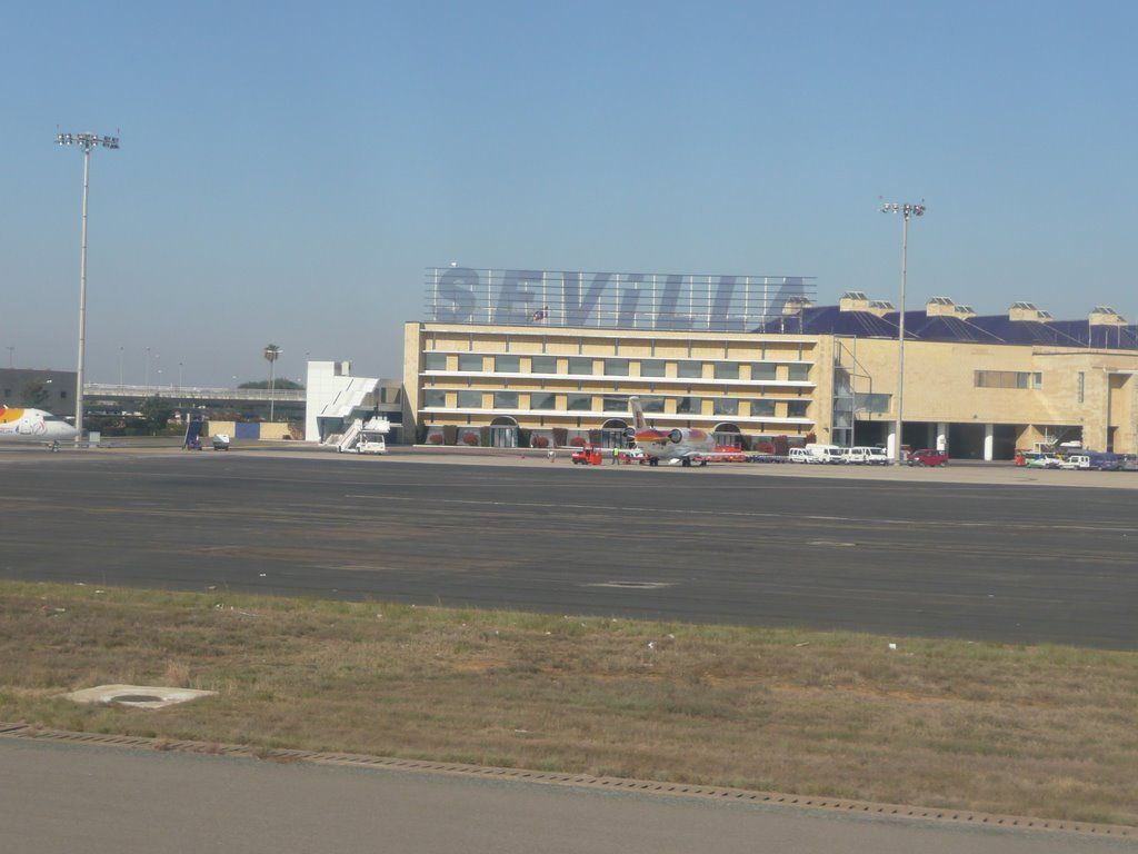 Aeropuerto-de-Sevilla