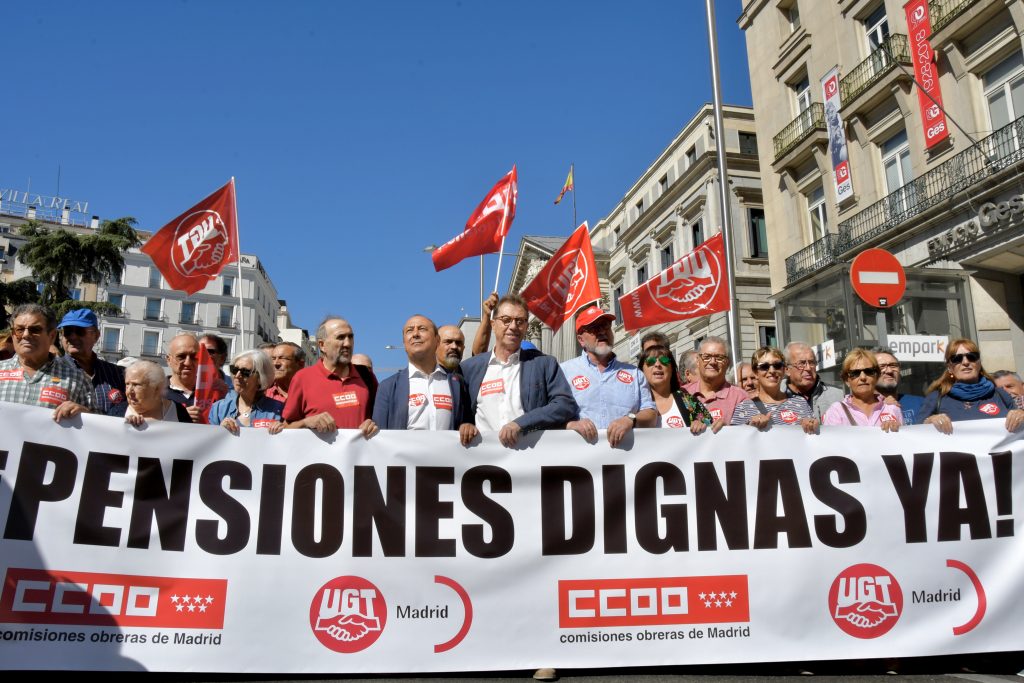 Manifestación de los sindicatos UGT y CCOO por un pensiones dignas en 2018, foto Agustín Millán