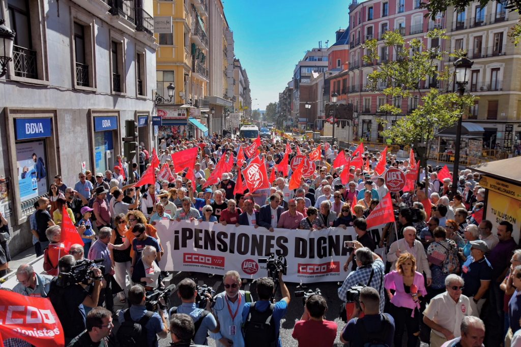 Manifestación de los sindicatos UGT y CCOO por un pensiones dignas en 2018, foto Agustín Millán