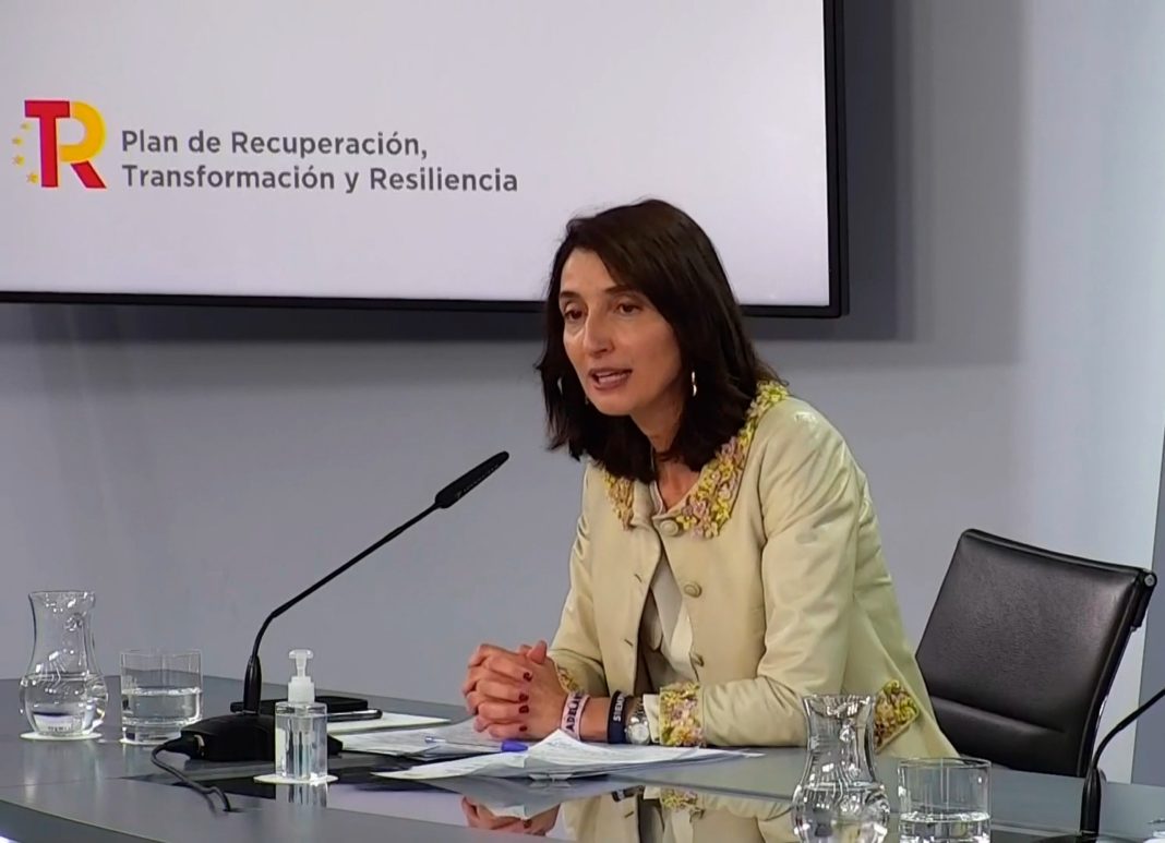 La ministra de Justiica, Pilar Llop, hoy tras el Consejo de Ministros