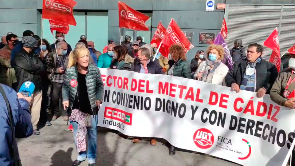 Carmen Castilla, secretaria general de UGT Andalucía en una de las manifestaciones del Metal en Cádiz