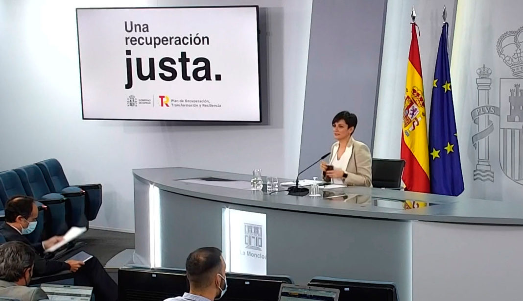 La portavoz del Gobierno, Isabel Rodríguez en la reuda de prensa tras el Consejo de Ministros
