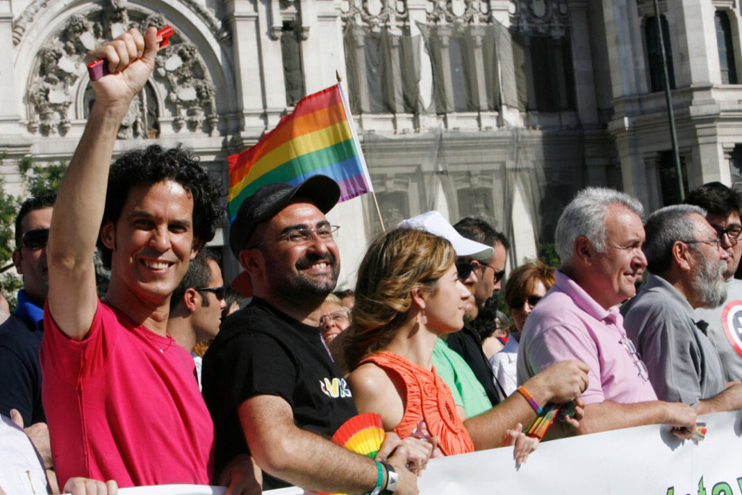 La Fundación Pedro Zerolo celebra la aprobación de la Ley Integral para la igualdad de Trato y no Discriminación, la Ley Zerolo