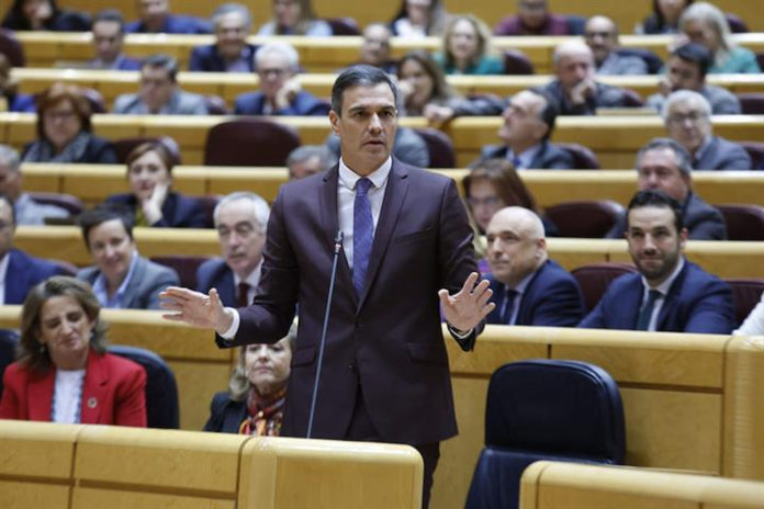 Pedro Sánchez durante su intervención en el Senado.