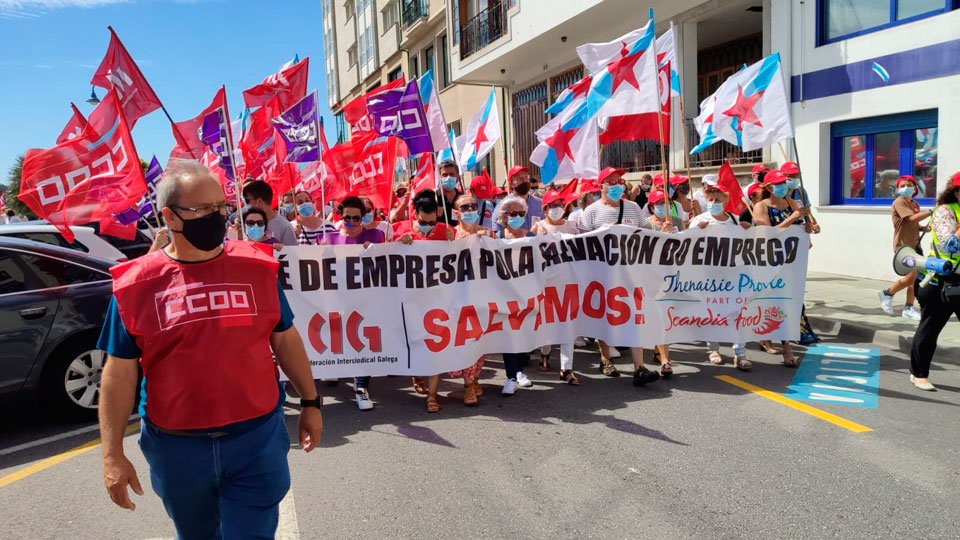 Manifestación de las dependientas de Zara en Galicia, foto CCOO
