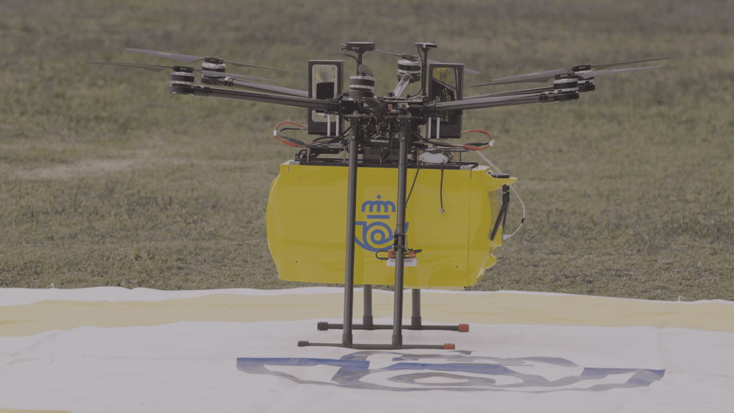 Correos exhibe los drones desarrollados en el marco del proyecto Delorean
