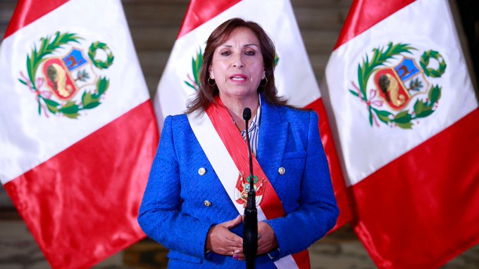 Perú declara estado de emergencia nacional y propone elecciones para 2023
