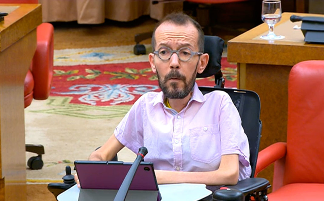 El portavoz parlamentario de Unidas Podemos, Pablo Echenique, ha anunciado este miércoles su vuelta a la profesión de científico en el CSIC