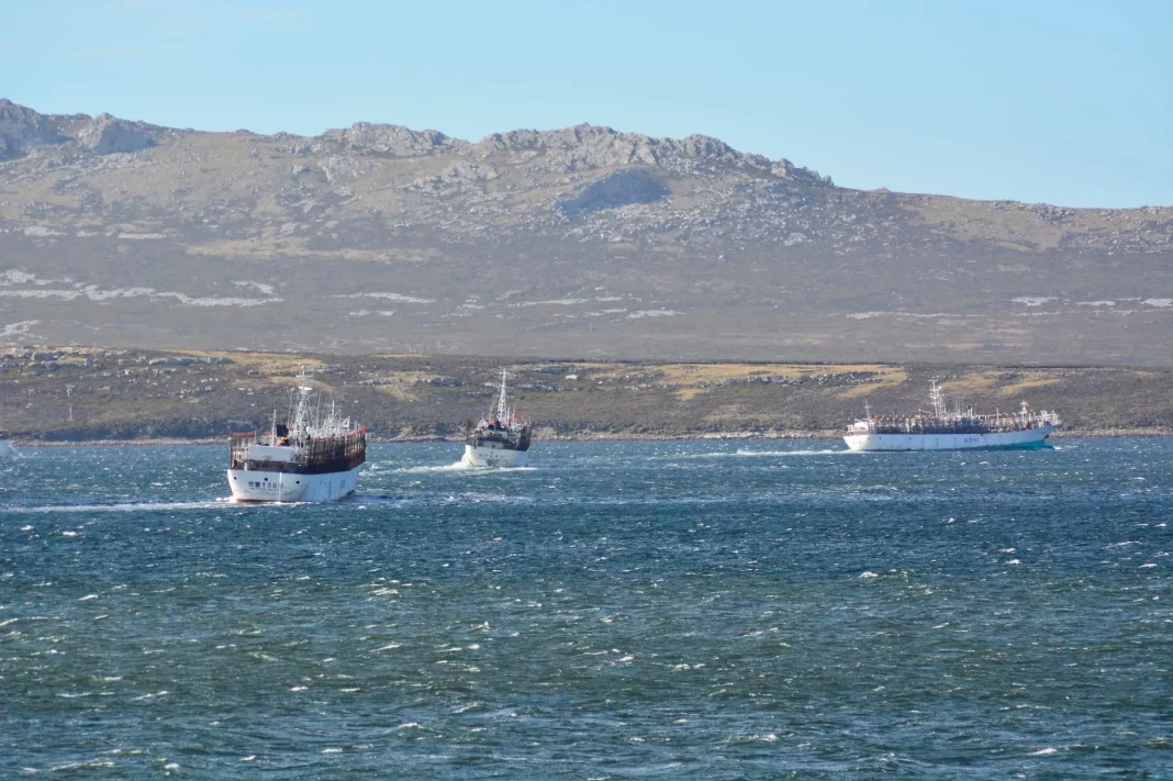 La política pesquera de Milei: Implicaciones para Galicia y su impacto en las elecciones del 18 de febrero