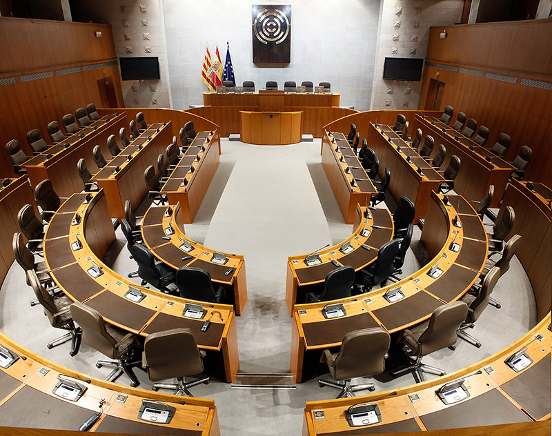 Vox pone en jaque la Ley de Memoria Democrática de Aragón