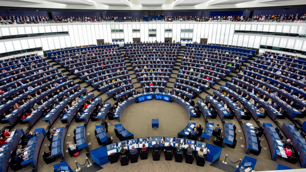 Eurodiputados socialistas alertan a la UE: Leyes de Concordia de PP y Vox, un riesgo para la Democracia