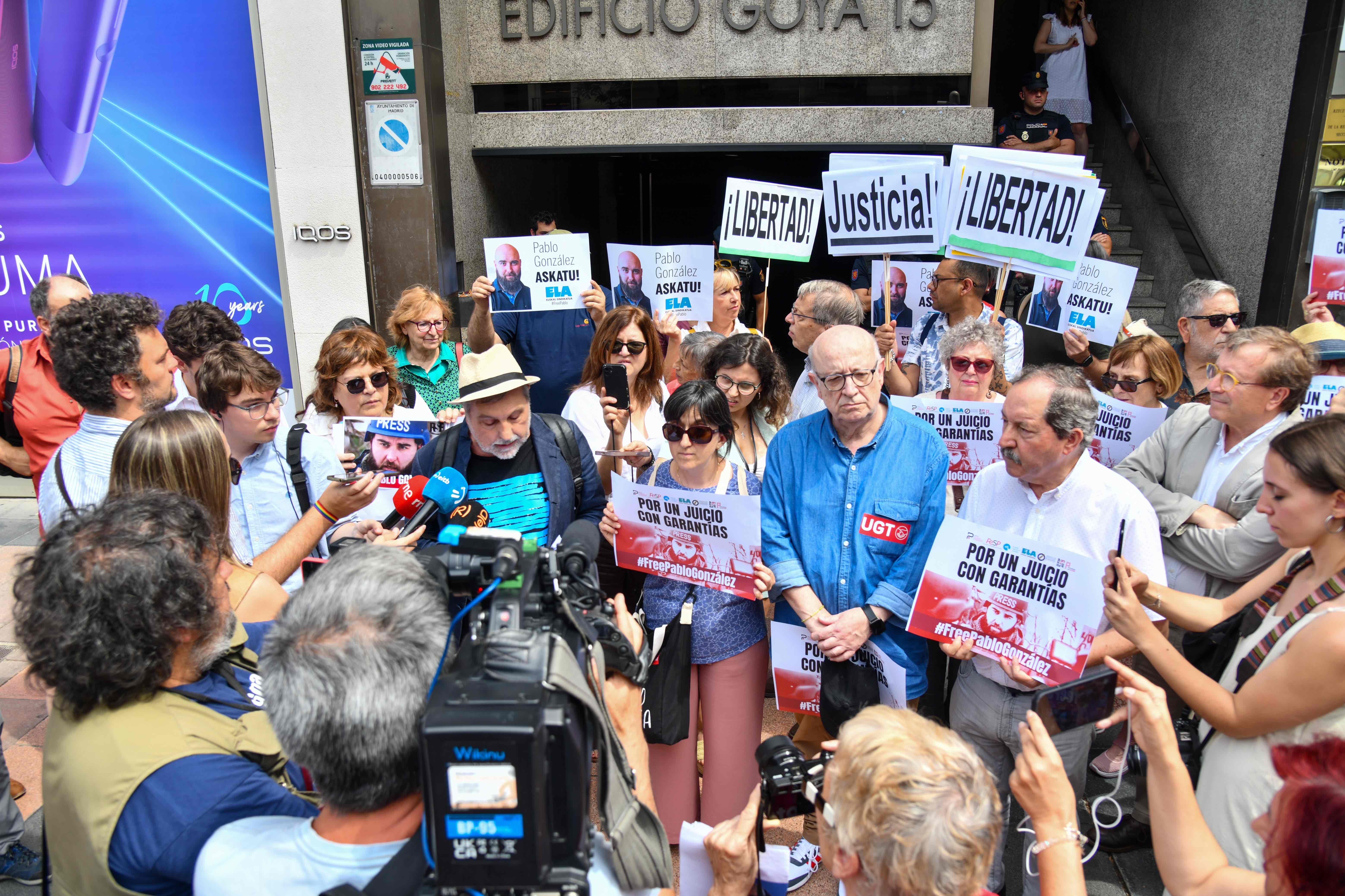 Concentración para pedir la libertad del periodista Pablo González, detenido en Polonia, fotos Agustin Millan